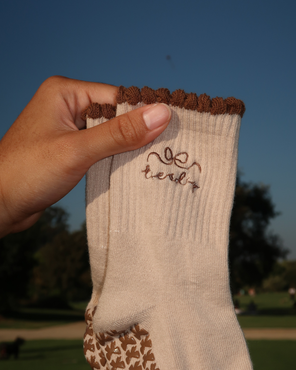 toffee tuesday grip socks