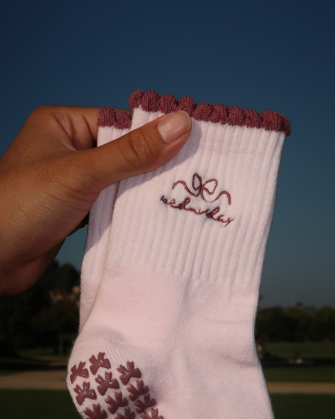 wear pink wednesday grip socks