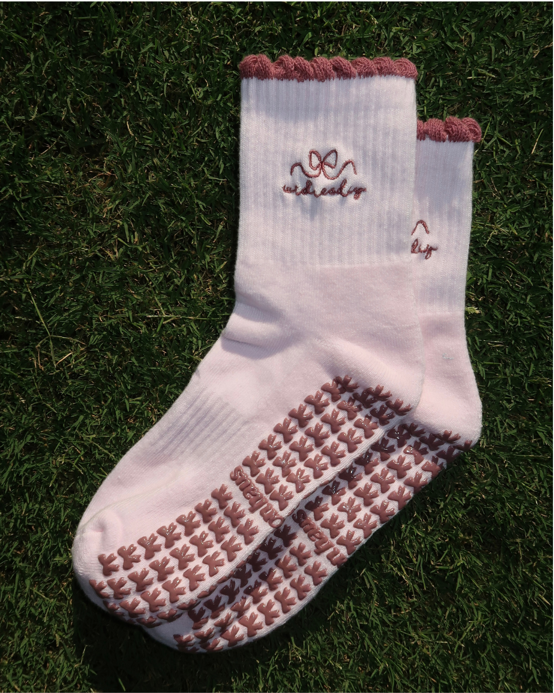 wear pink wednesday grip socks