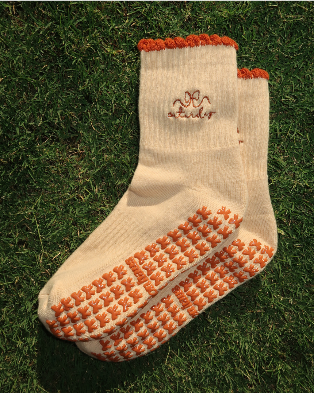 sunset saturday grip socks